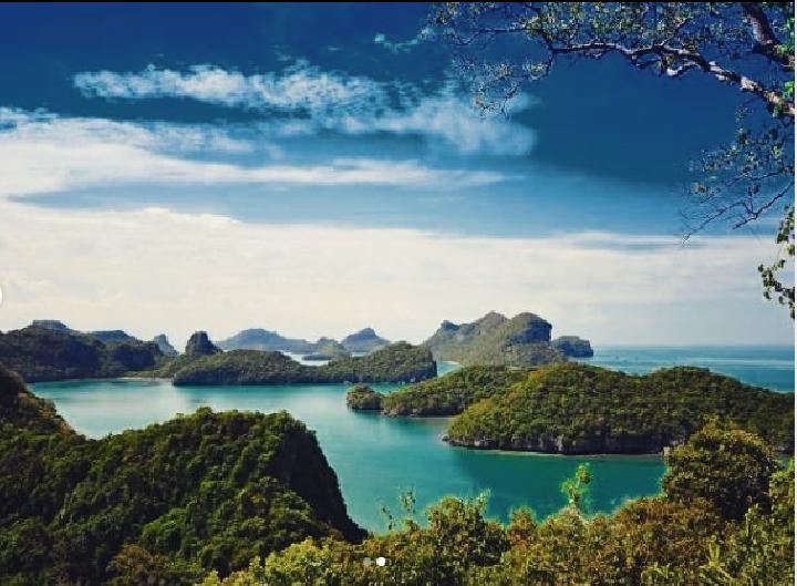 Suasana jalan dan perjalanan darat di Timor-Leste